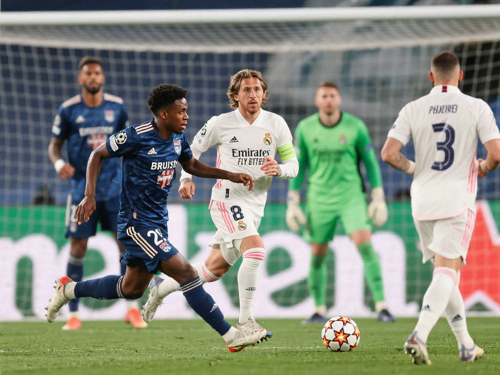 【欧冠】皇马客场3-0完胜布雷斯特，罗德里戈双响闪耀全场